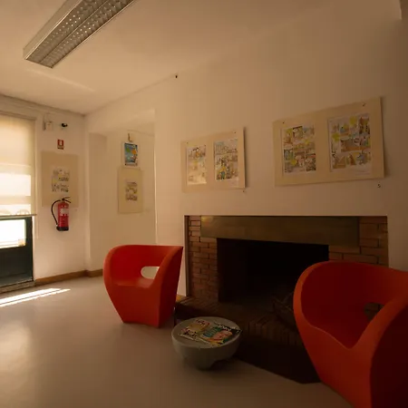 Hi - De Juventude Хостел Каштелу-Бранку