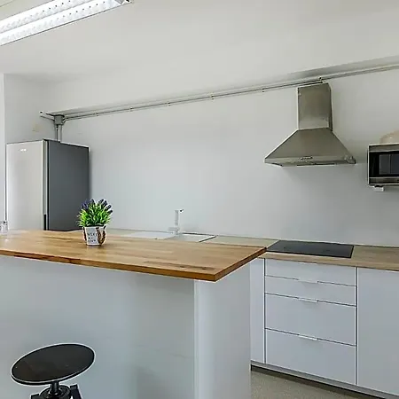 Hi - De Juventude Hostel