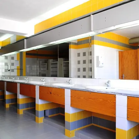 Хостел Hi - De Juventude Каштелу-Бранку